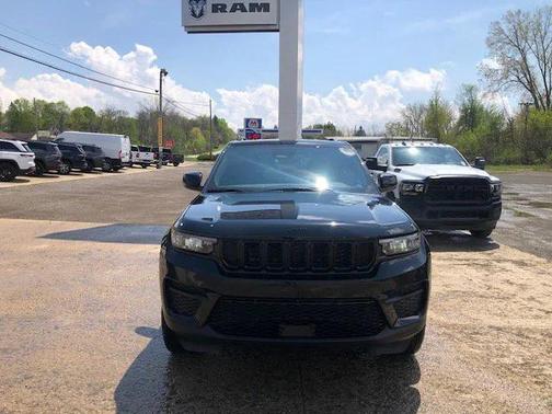 2025 Jeep Grand Cherokee Altitude