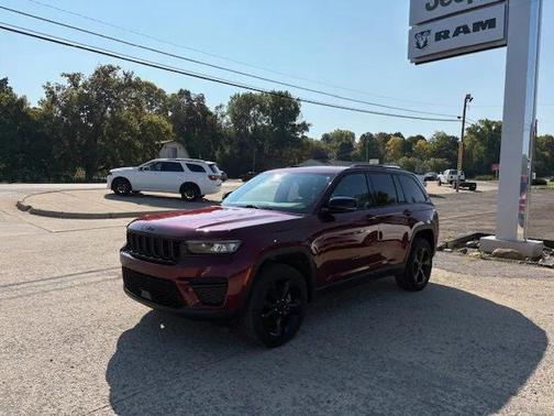 2023 Jeep Grand Cherokee Altitude