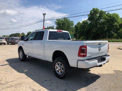2024 RAM 2500 Laramie Crew Cab 4x4 6'4' Box