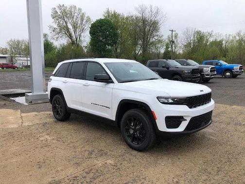 2025 Jeep Grand Cherokee Altitude
