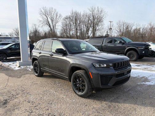 2026 Jeep Grand Cherokee Altitude