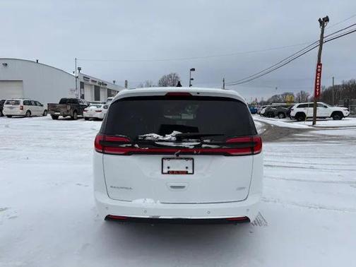 2026 Chrysler Pacifica L