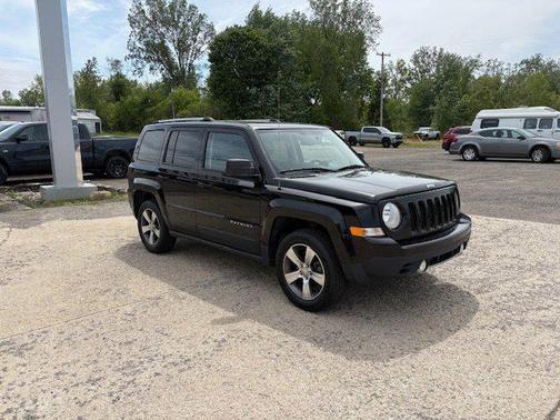 Black Clearcoat 2016 Jeep Patriot Latitude