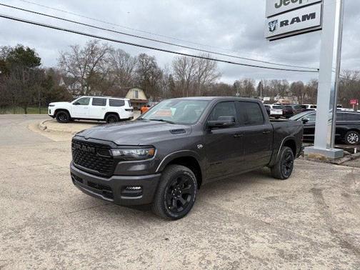 Granite Crystal Metallic Clearcoat 2026 RAM 1500 Big Horn/Lone Star