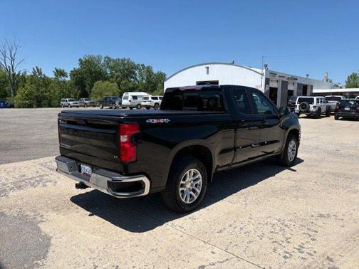 Black 2019 Chevrolet Silverado 1500 LT