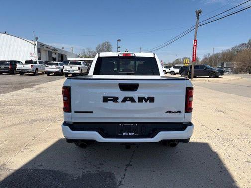 Bright White Clearcoat 2026 RAM 1500 Big Horn/Lone Star