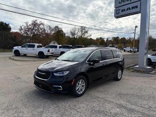 2026 Chrysler Pacifica L