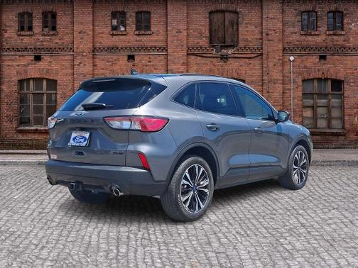 CARBONIZED GRAY 2022 Ford Escape SEL