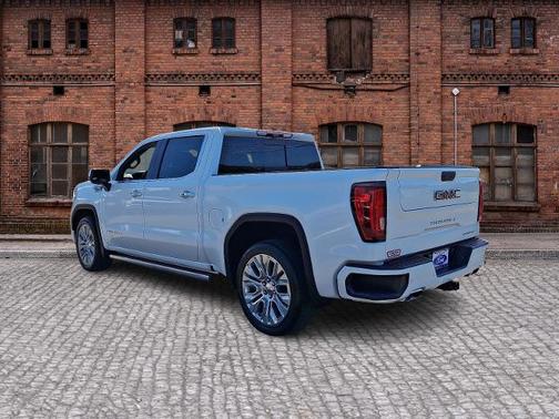 2022 GMC Sierra 1500 Limited DENALI