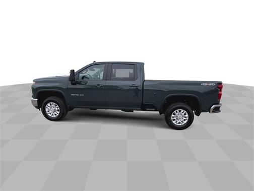 2025 Chevrolet Silverado 3500 LT