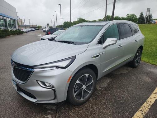 2022 Buick Enclave AWD Essence