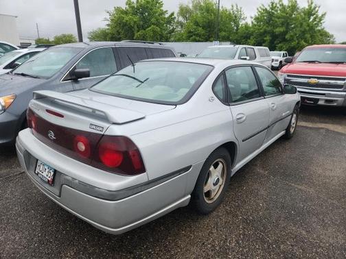 2002 Chevrolet Impala LS