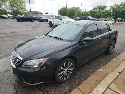 2012 Chrysler 200 S