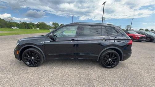 2021 Volkswagen Tiguan 2.0T SE R-Line Black 4MOTION