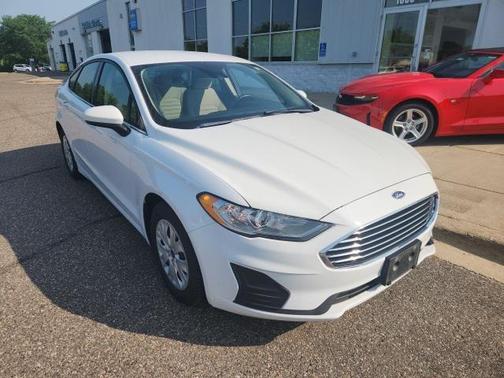 2019 Ford Fusion S