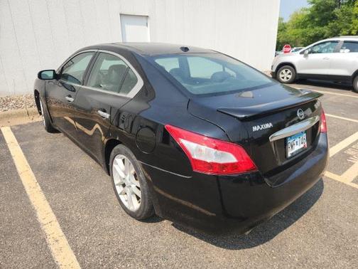 2010 Nissan Maxima SV
