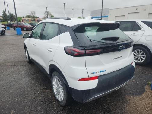 2023 Chevrolet Bolt EUV FWD LT