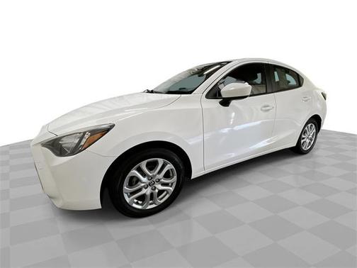 2017 Toyota Yaris iA Base