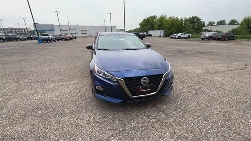 2022 Nissan Altima SR FWD
