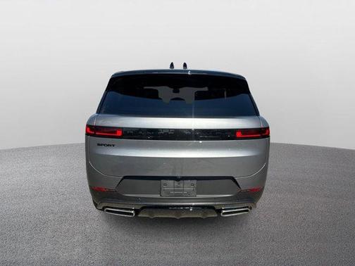 2025 Land Rover Range Rover Sport P360 SE