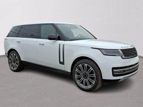 2026 Land Rover Range Rover P400 SE 7 Seat