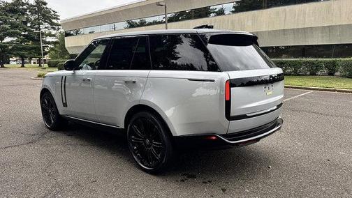 2025 Land Rover Range Rover P400 SE