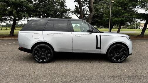 2025 Land Rover Range Rover P400 SE
