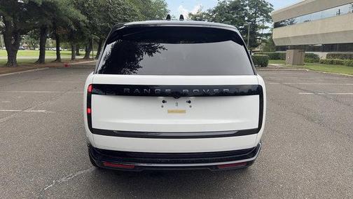 2025 Land Rover Range Rover P530 SE