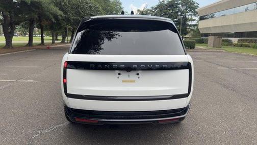 2025 Land Rover Range Rover P530 SE
