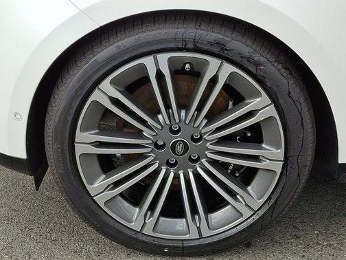 2025 Land Rover Range Rover P530 SE