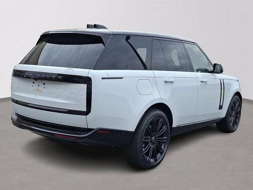 2025 Land Rover Range Rover P400 SE