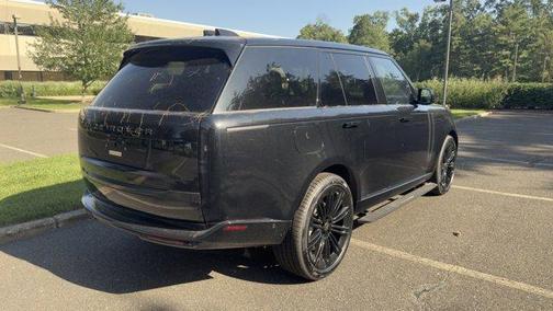 2025 Land Rover Range Rover P400 SE