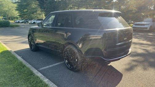 2025 Land Rover Range Rover P400 SE