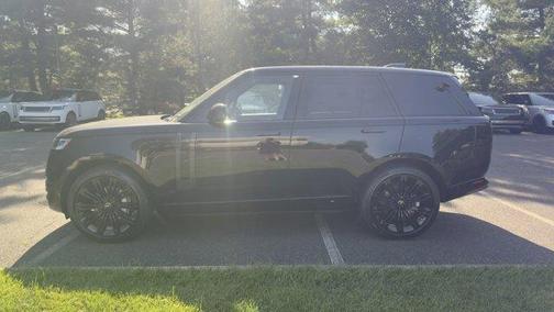 2025 Land Rover Range Rover P400 SE