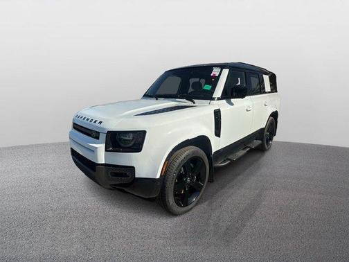 2025 Land Rover Defender P500 V8