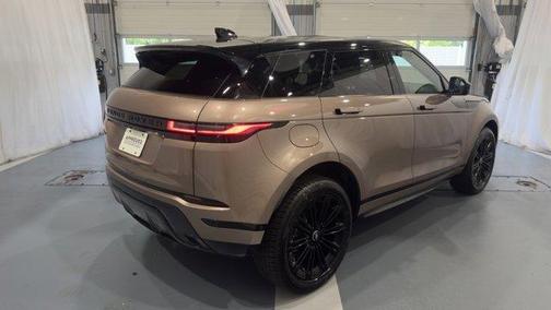 2025 Land Rover Range Rover Evoque Dynamic SE