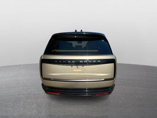 2025 Land Rover Range Rover P530 SE 7 Seat