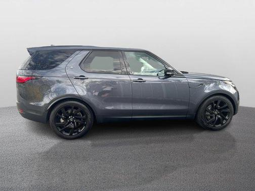 2024 Land Rover Discovery P300 S
