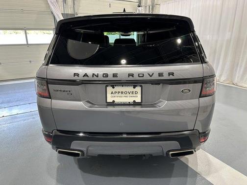 2022 Land Rover Range Rover Sport HSE Silver Edition