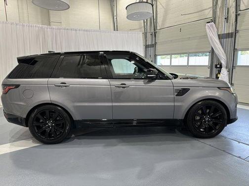 2022 Land Rover Range Rover Sport HSE Silver Edition