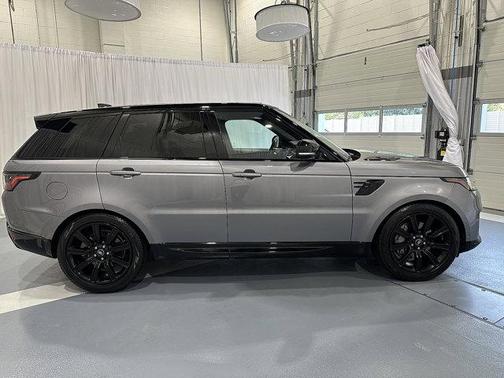 2022 Land Rover Range Rover Sport HSE Silver Edition