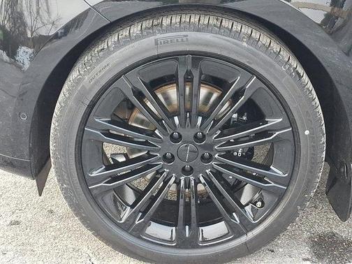 2026 Land Rover Range Rover SE