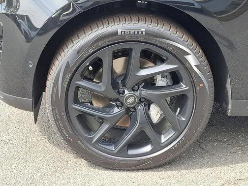2025 Land Rover Range Rover Sport P360 SE
