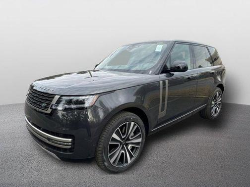 2025 Land Rover Range Rover P530 SE