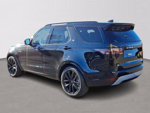 2026 Land Rover Discovery Tempest Edition