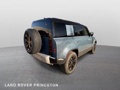 2025 Land Rover Defender P400 S