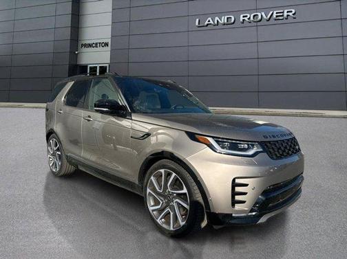 2025 Land Rover Discovery P360 Dynamic SE