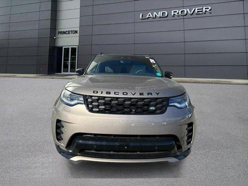 2025 Land Rover Discovery P360 Dynamic SE