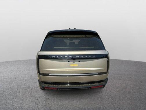 2025 Land Rover Range Rover P530 SE 7 Seat