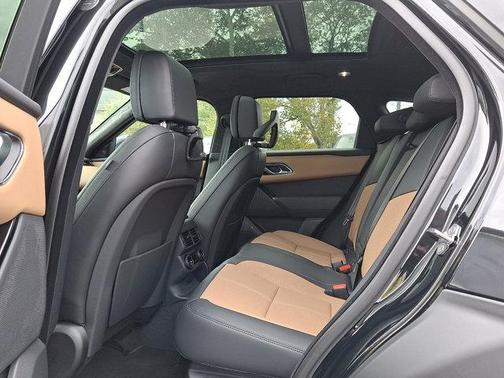2026 Land Rover Range Rover Velar P400 Autobiography